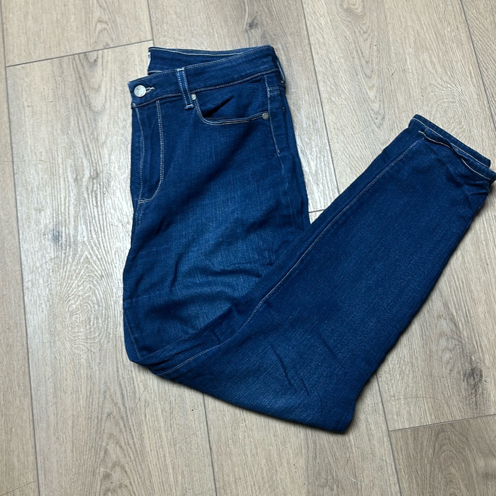 Paige Size 31 Hoxton Ankle Jean